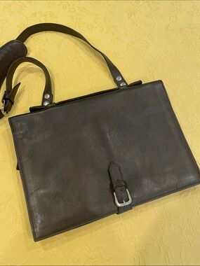 Men's Dark Brown Leather Briefcase with Adjustable Shoulder Strap